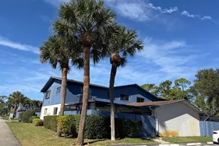 4612 Holly Lake Dr, Lake Worth, FL 33463 - Photo 1