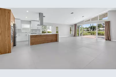 11801 Fountainside Circle, Boynton Beach, FL 33437 - Photo 9