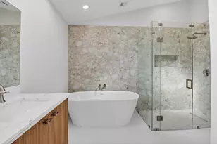 11801 Fountainside Cir, Boynton Beach, FL 33437 - Photo 27