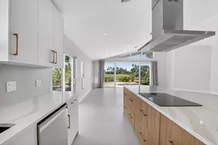 11801 Fountainside Cir, Boynton Beach, FL 33437 - Photo 15