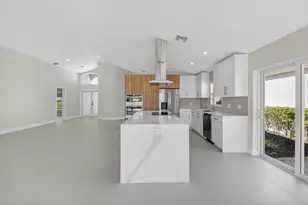 11801 Fountainside Cir, Boynton Beach, FL 33437 - Photo 21