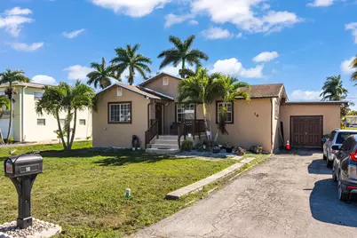 16 NW Avenue G, Belle Glade, FL 33430 - Photo 1