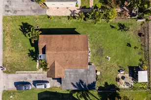 16 NW Ave G, Belle Glade, FL 33430 - Photo 7