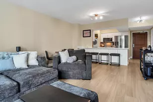 347 N New River Dr E, Fort Lauderdale, FL 33301 - Photo 19