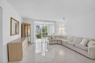 27 Abbey Ln, Delray Beach, FL 33446 - Photo 9