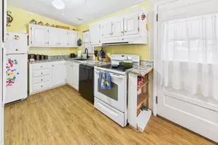 102 NE 8th Ave, Okeechobee, FL 34972 - Photo 9