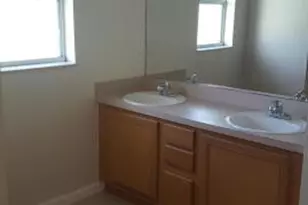 529 SW Baoy Ave SW, Port Saint Lucie, FL 34983 - Photo 9