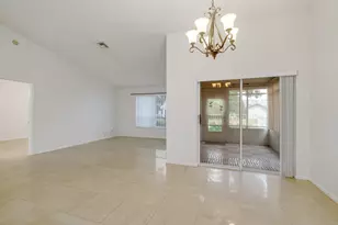 6209 Pond Tree Ct, Greenacres, FL 33463 - Photo 9