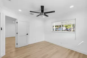 360 SW 2nd St, Boca Raton, FL 33432 - Photo 53