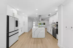 360 SW 2nd St, Boca Raton, FL 33432 - Photo 25