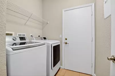 2138 Oakmont Drive, Riviera Beach, FL 33404 - Photo 17