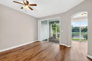 2138 Oakmont Dr, Riviera Beach, FL 33404 - Photo 9