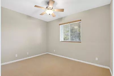 2138 Oakmont Drive, Riviera Beach, FL 33404 - Photo 35