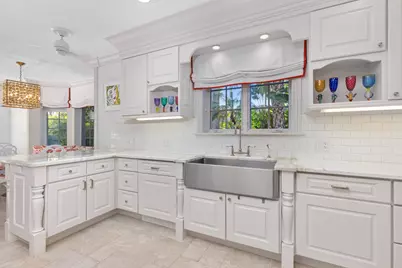 9 Via Vizcaya, Palm Beach, FL 33480 - Photo 11