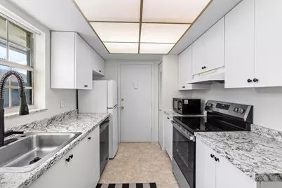 2023 S Seacrest Boulevard #C, Boynton Beach, FL 33435 - Photo 1