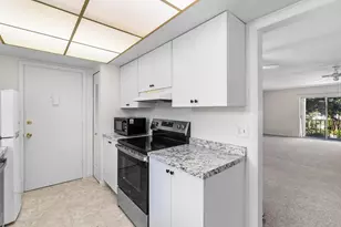 2023 S Seacrest Blvd, Boynton Beach, FL 33435 - Photo 5