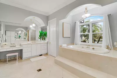 18512 SE Old Trail Drive E, Jupiter, FL 33478 - Photo 17