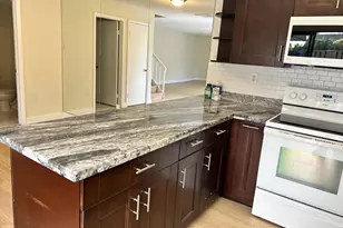 705 7th Ct, Palm Beach Gardens, FL 33410 - Photo 9