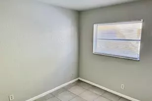 240 Croton Ave, Lantana, FL 33462 - Photo 23