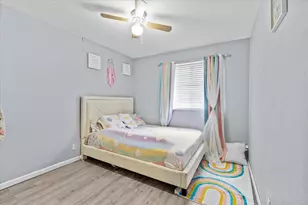 2227 Oakmont Dr, Riviera Beach, FL 33404 - Photo 27
