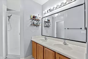 2227 Oakmont Dr, Riviera Beach, FL 33404 - Photo 25