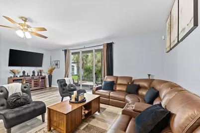 2227 Oakmont Drive, Riviera Beach, FL 33404 - Photo 13