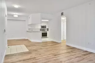 3018 Alcazar Pl, Palm Beach Gardens, FL 33410 - Photo 5