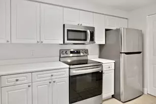 3018 Alcazar Pl, Palm Beach Gardens, FL 33410 - Photo 9