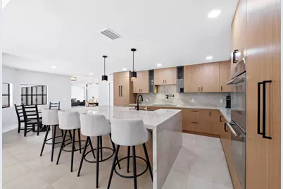 150 Sandy Pine Court, Wellington, FL 33414 - Photo 9