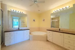 29 Harbour Isle Dr W, Hutchinson Island, FL 34949 - Photo 11