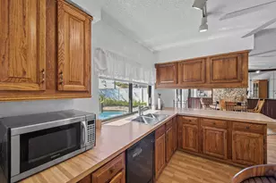 4914 Acorn Dr, Boca Raton, FL 33487 - Photo 15