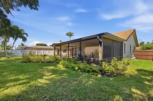 4914 Acorn Dr, Boca Raton, FL 33487 - Photo 35