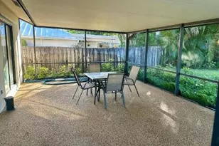 4914 Acorn Dr, Boca Raton, FL 33487 - Photo 11