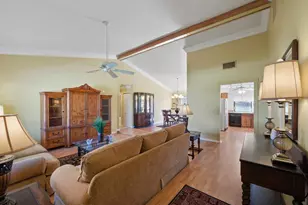 4914 Acorn Dr, Boca Raton, FL 33487 - Photo 9