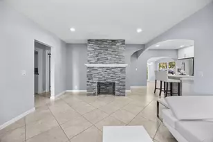 913 Bradley Ct, West Palm Beach, FL 33405 - Photo 9