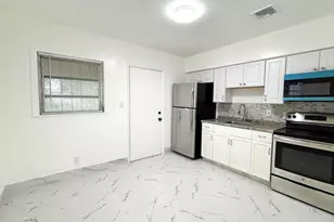 4009 SW 24th St, West Park, FL 33023 - Photo 7