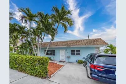 32 Ocean Breeze, Lake Worth Beach, FL 33460 - Photo 1