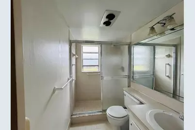 148 Coventry G, West Palm Beach, FL 33417 - Photo 9