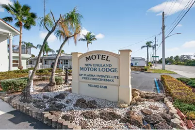 704 N Dixie Highway, Lantana, FL  - Photo 3