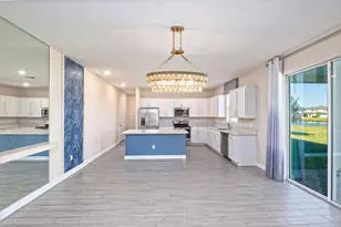 12623 NW Copper Creek Dr, Port Saint Lucie, FL 34986 - Photo 19