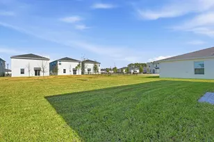 10761 NW Everbreeze Dr, Port Saint Lucie, FL 34987 - Photo 25