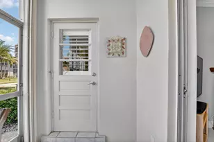 250 NE 20th St, Boca Raton, FL 33431 - Photo 25