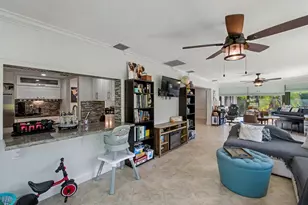 720 Muirfield Cir, Atlantis, FL 33462 - Photo 7