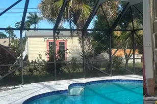 1813 SE Balletos St, Port Saint Lucie, FL 34952 - Photo 13