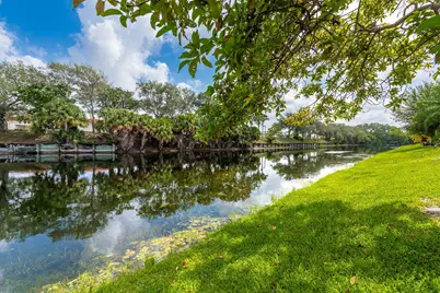 1035 Island Manor Drive, Greenacres, FL 33413 - Photo 17