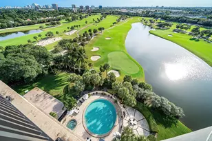 2427 Presidential Way, West Palm Beach, FL 33401 - Photo 35