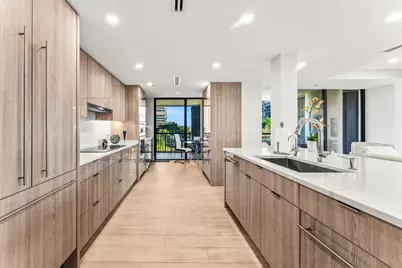 2427 Presidential Way #404, West Palm Beach, FL 33401 - Photo 7