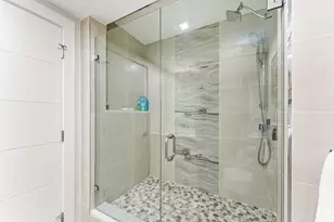 2427 Presidential Way, West Palm Beach, FL 33401 - Photo 17