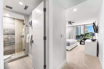 2427 Presidential Way #404, West Palm Beach, FL 33401 - Photo 21