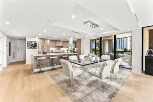 2427 Presidential Way, West Palm Beach, FL 33401 - Photo 5